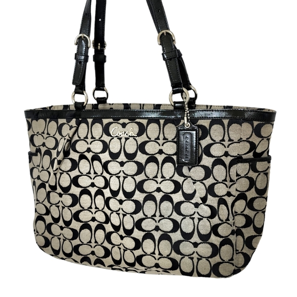 Signature Coach Bag - Picture 1 of 10